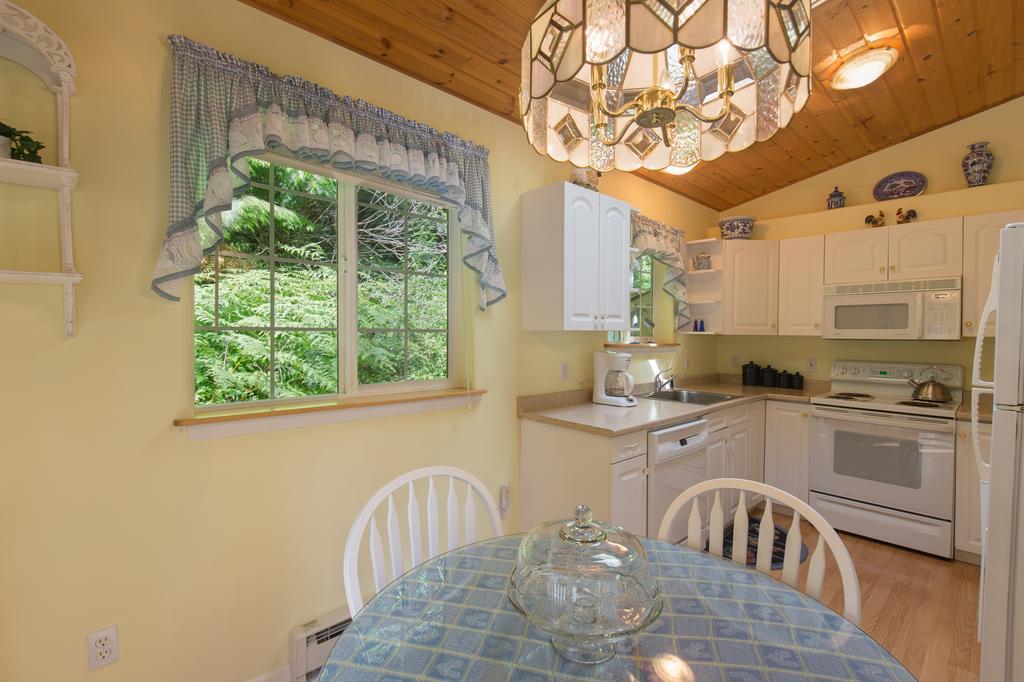 A Hidden Haven Cottages Port Angeles Ngoại thất bức ảnh